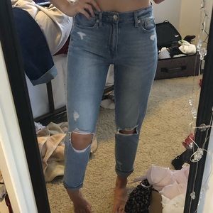 American Eagle mom jeans